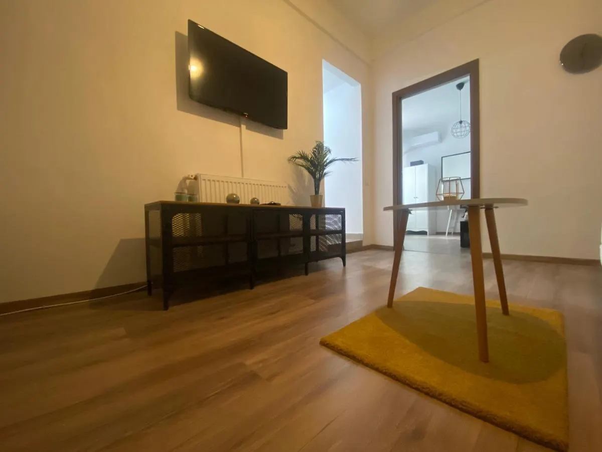Aqua Apartment Old City ブカレスト
